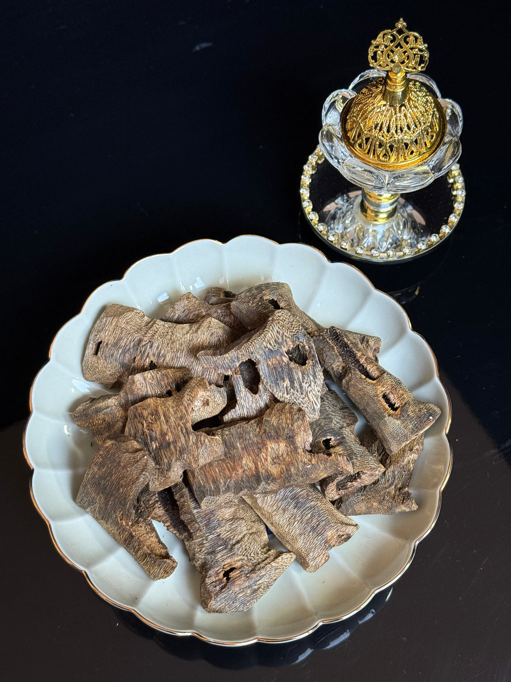 عود شناني مزرع عالي الزيت | حبيبات كبيرة | Premium Cultivated High-Oil Qi Nan Agarwood (Large Particle) |3.3 ر.س / جرام